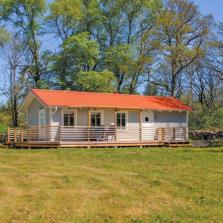 1 Bedroom Lovely Home In Sturkoe Bredavik エクステリア 写真